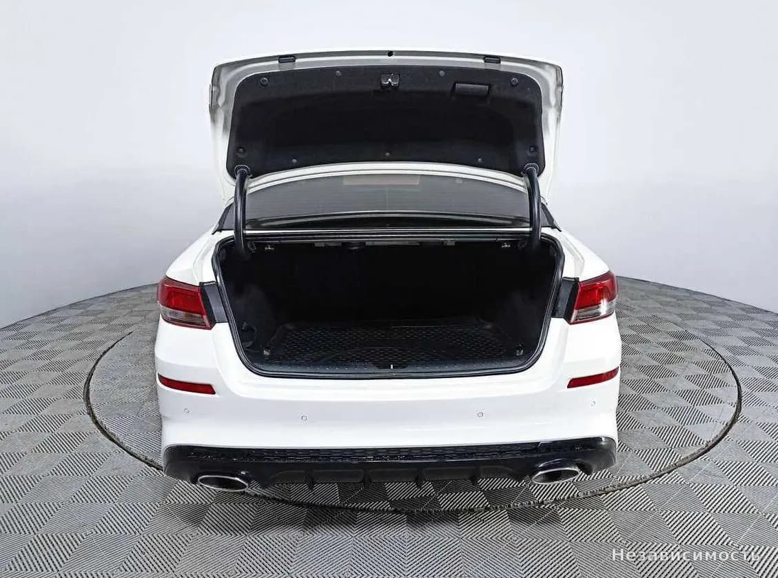 KIA Optima 2018 с пробегом — фото 10