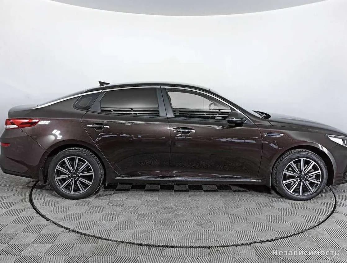 KIA Optima 2018 с пробегом — фото 4
