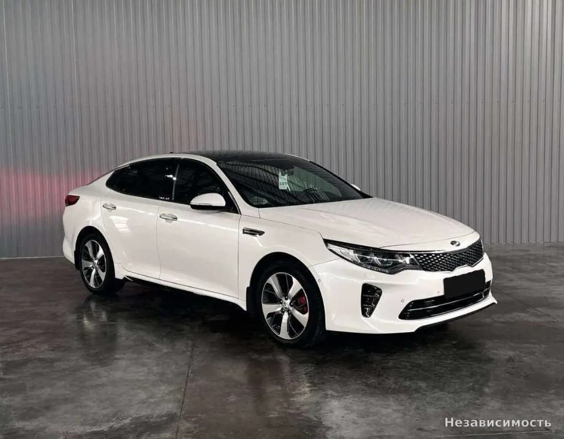KIA Optima 2017 с пробегом — фото 3