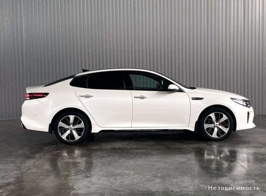 KIA Optima 2017 с пробегом — фото 4