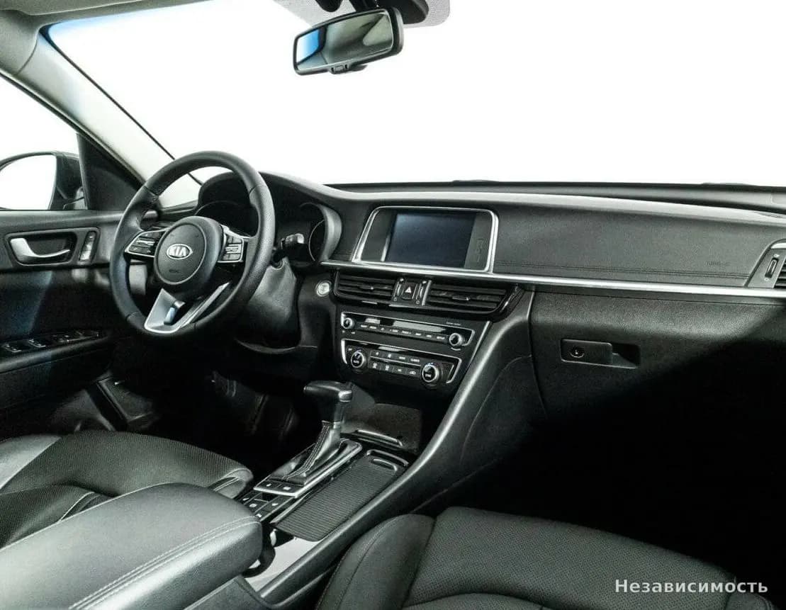 KIA Optima 2019 с пробегом — фото 9