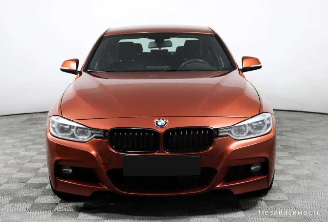 BMW 3 серии 2018 с пробегом — фото 2