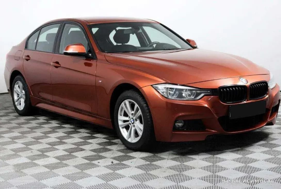 BMW 3 серии 2018 с пробегом — фото 3