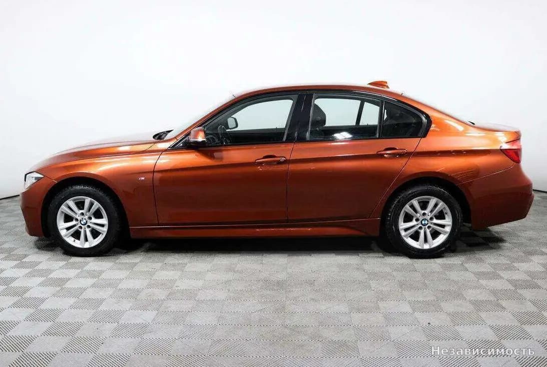 BMW 3 серии 2018 с пробегом — фото 8