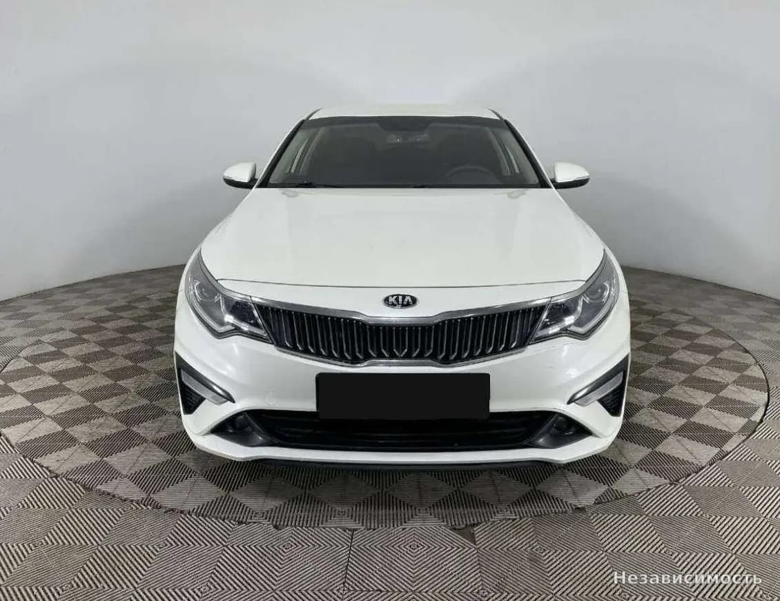 KIA Optima 2018 с пробегом — фото 2