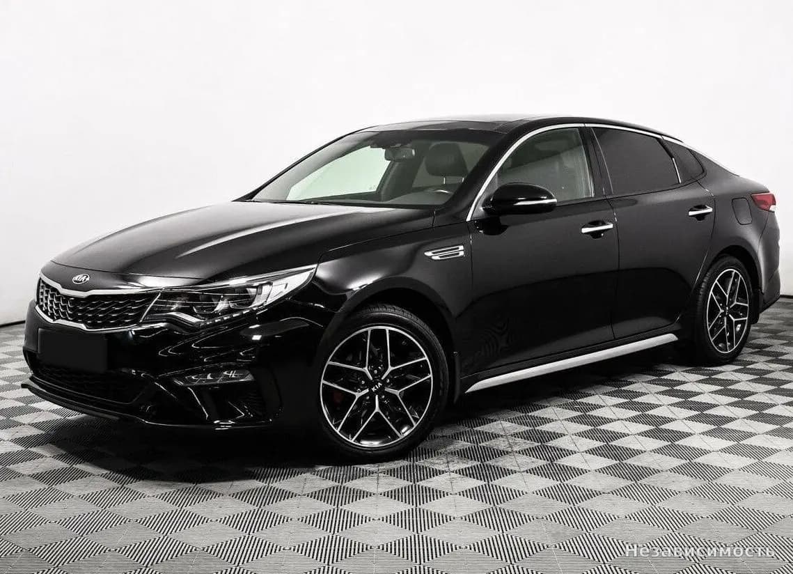 KIA Optima 2018 с пробегом — фото 1