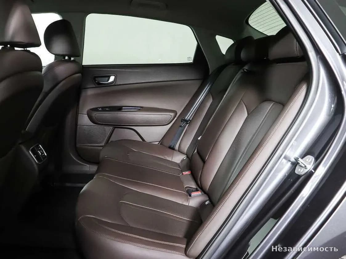 KIA Optima 2019 с пробегом — фото 10