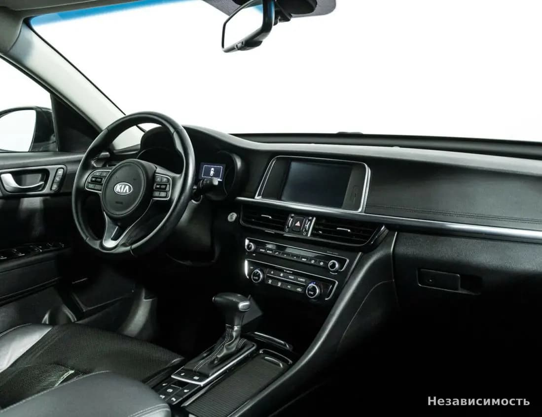 KIA Optima 2017 с пробегом — фото 8