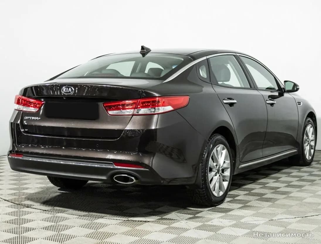 KIA Optima 2017 с пробегом — фото 4