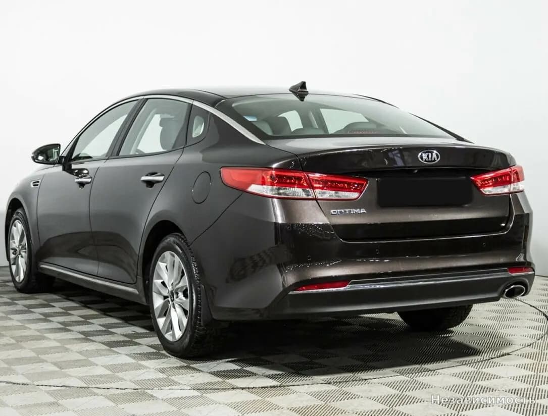 KIA Optima 2017 с пробегом — фото 6