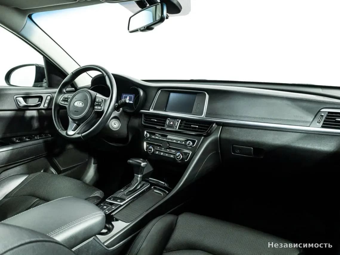KIA Optima 2017 с пробегом — фото 7