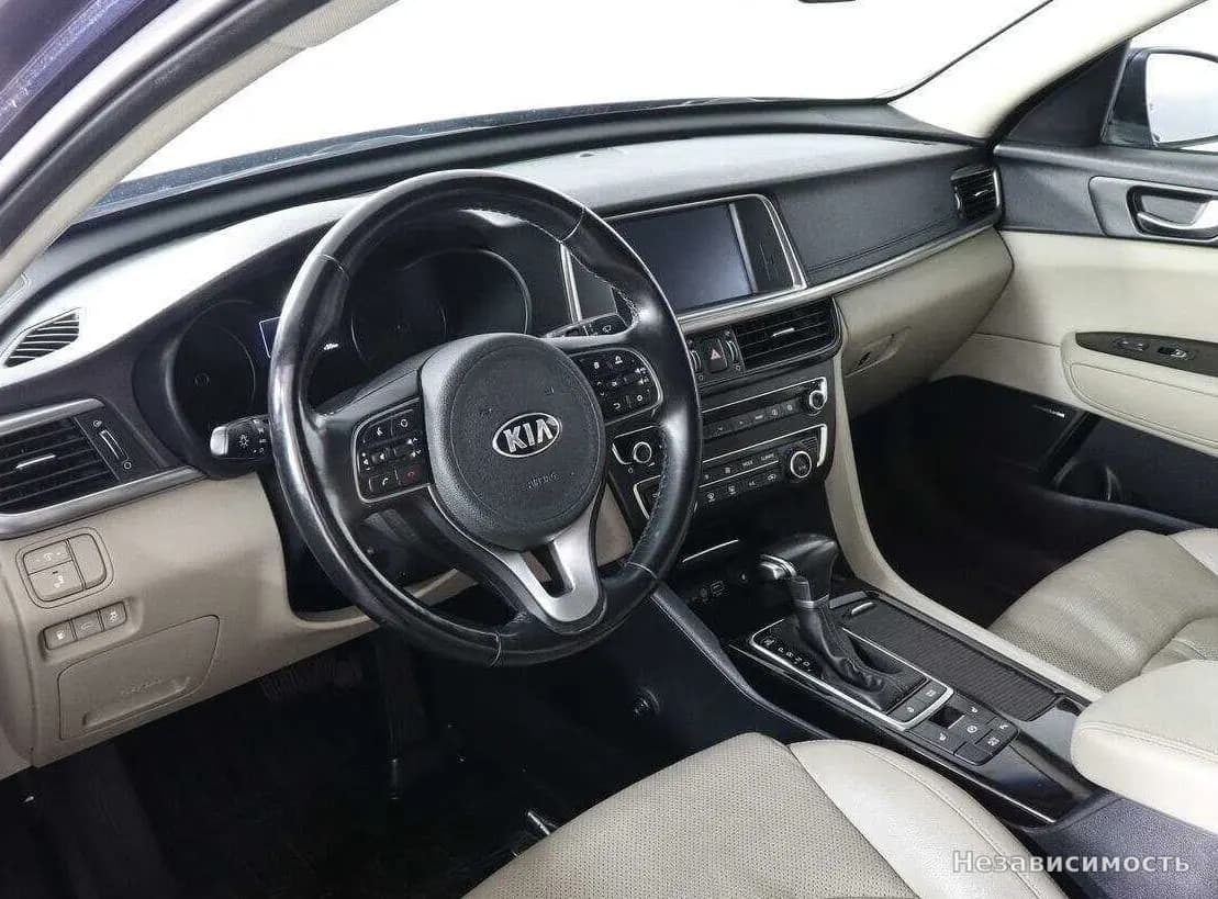 KIA Optima 2017 с пробегом — фото 9
