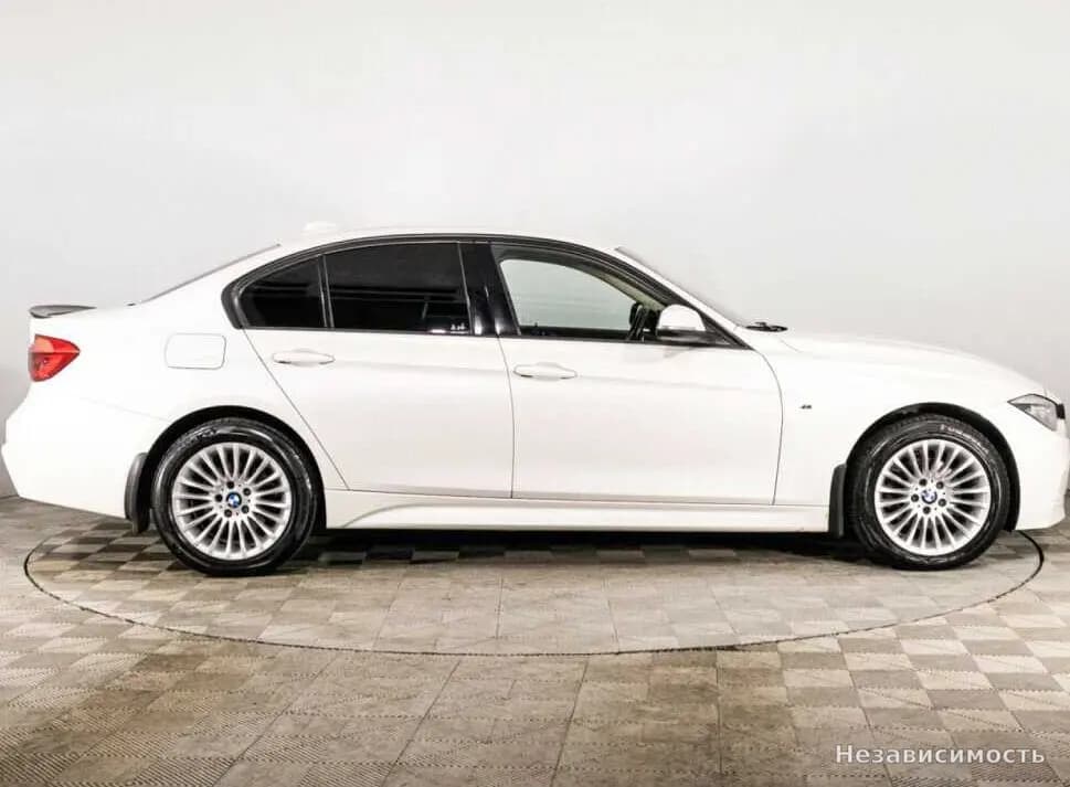 BMW 3 серии 2016 с пробегом — фото 4