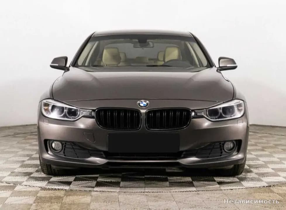 BMW 3 серии 2014 с пробегом — фото 2