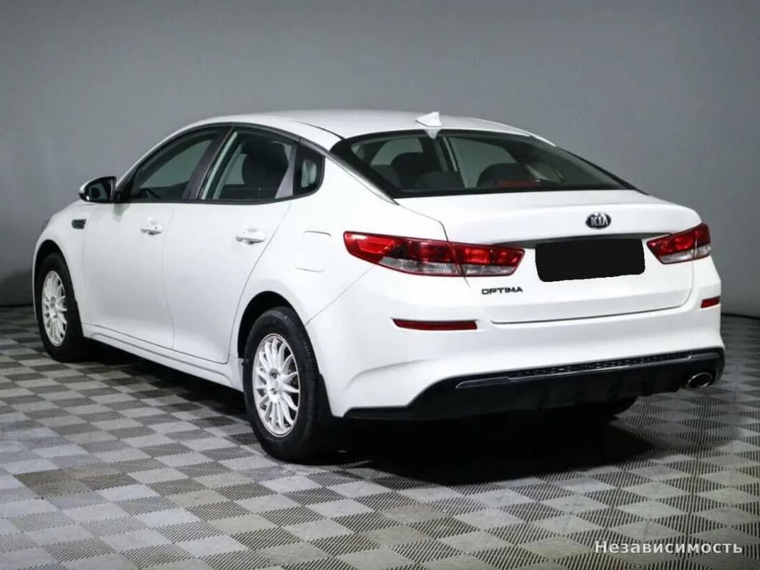 KIA Optima 2020 с пробегом — фото 7