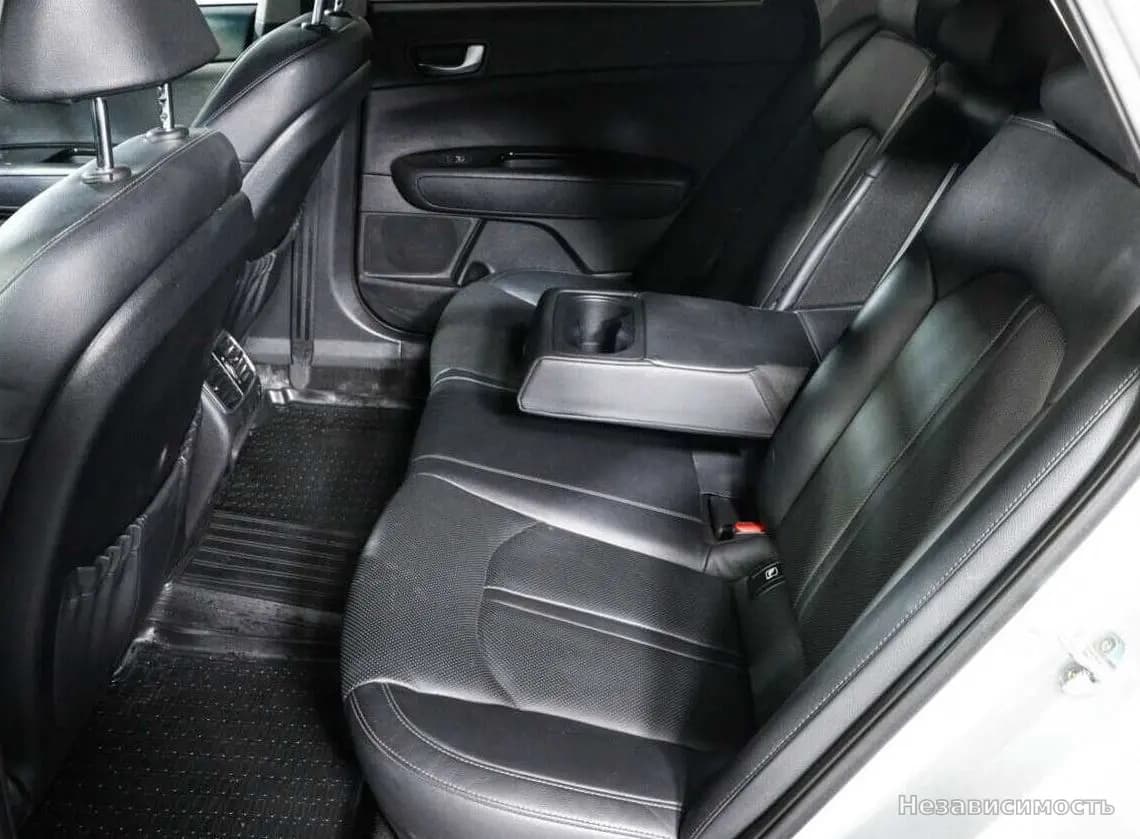 KIA Optima 2019 с пробегом — фото 10