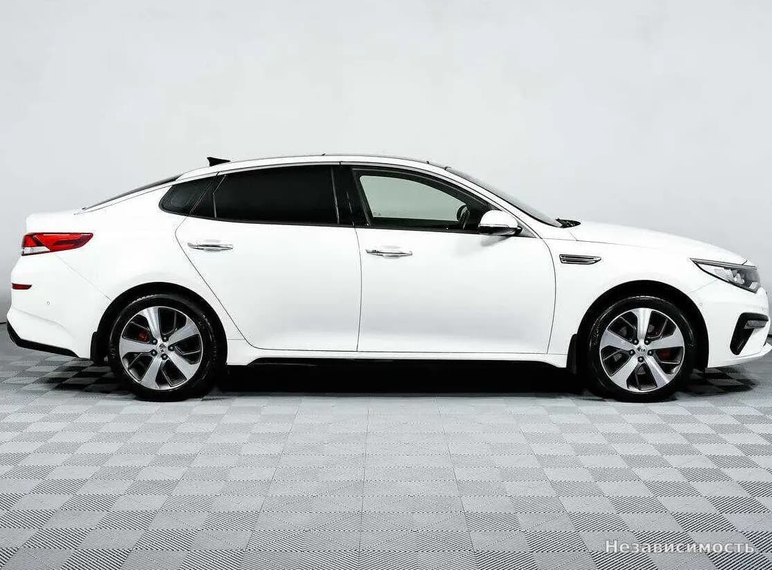 KIA Optima 2018 с пробегом — фото 4