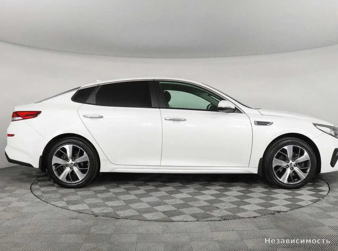 KIA Optima 2020 с пробегом — фото 4