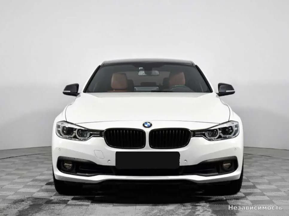 BMW 3 серии 2017 с пробегом — фото 2