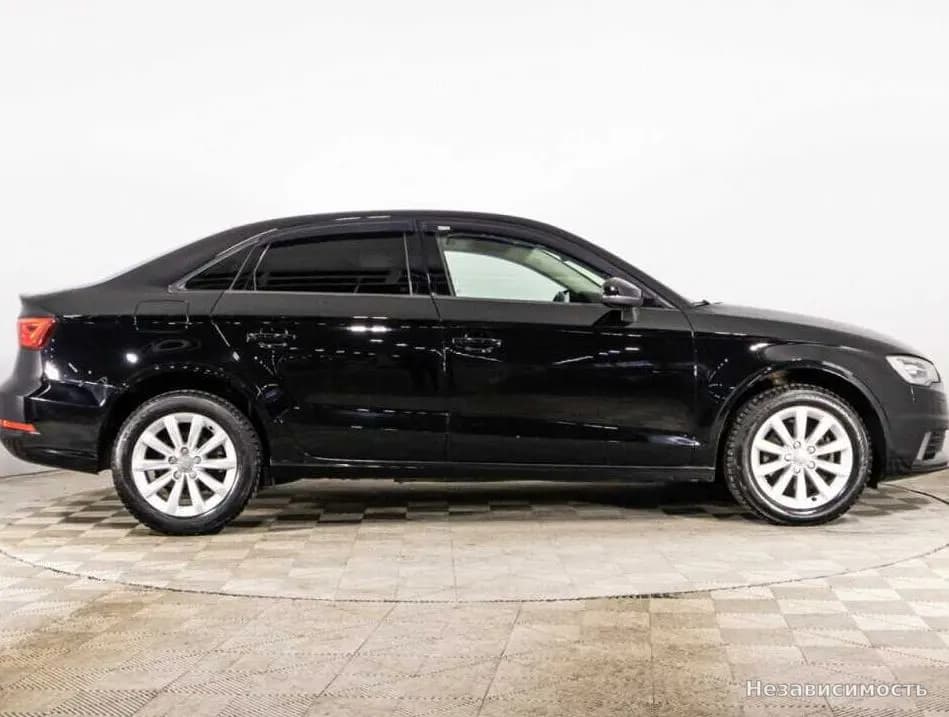Audi A3 2014 с пробегом — фото 4