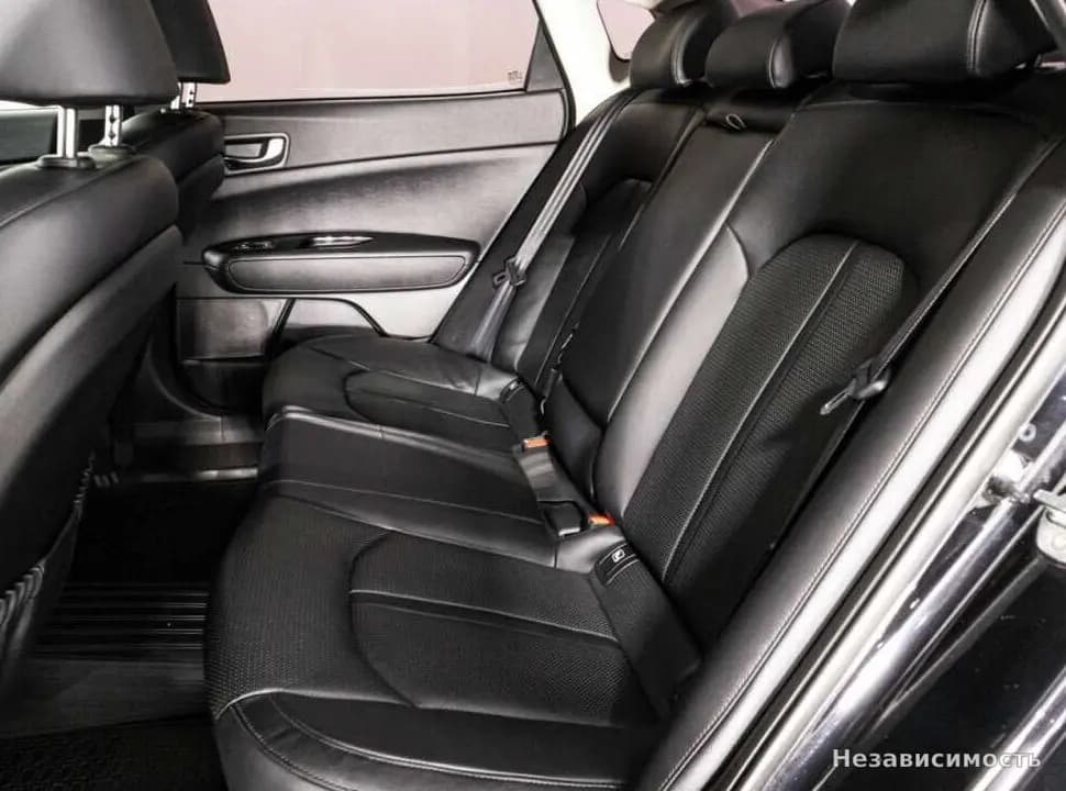 KIA Optima 2017 с пробегом — фото 10