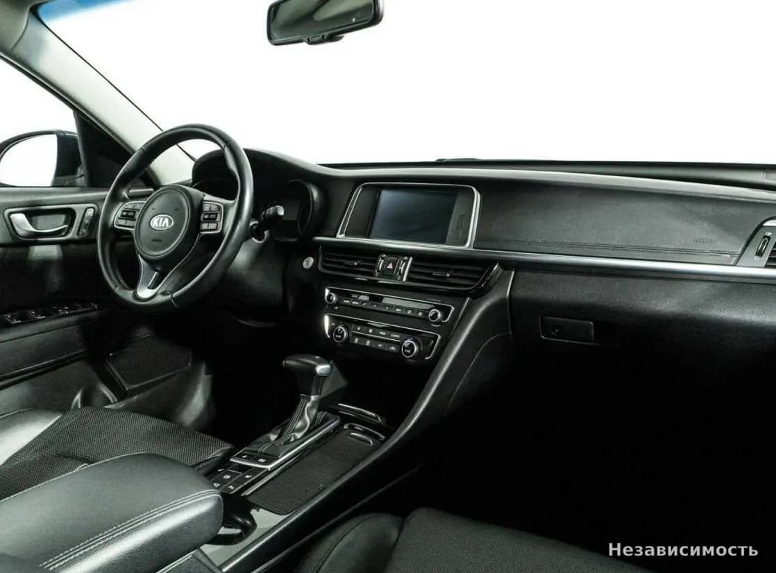KIA Optima 2018 с пробегом — фото 9