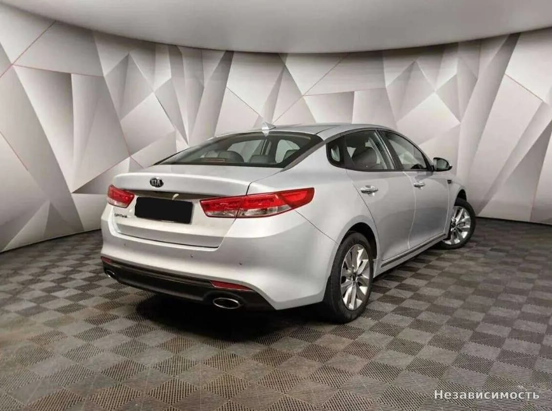 KIA Optima 2017 с пробегом — фото 2