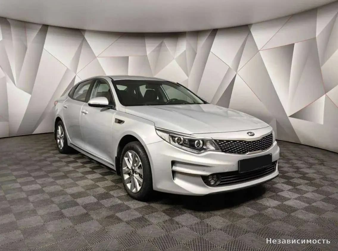 KIA Optima 2017 с пробегом — фото 3