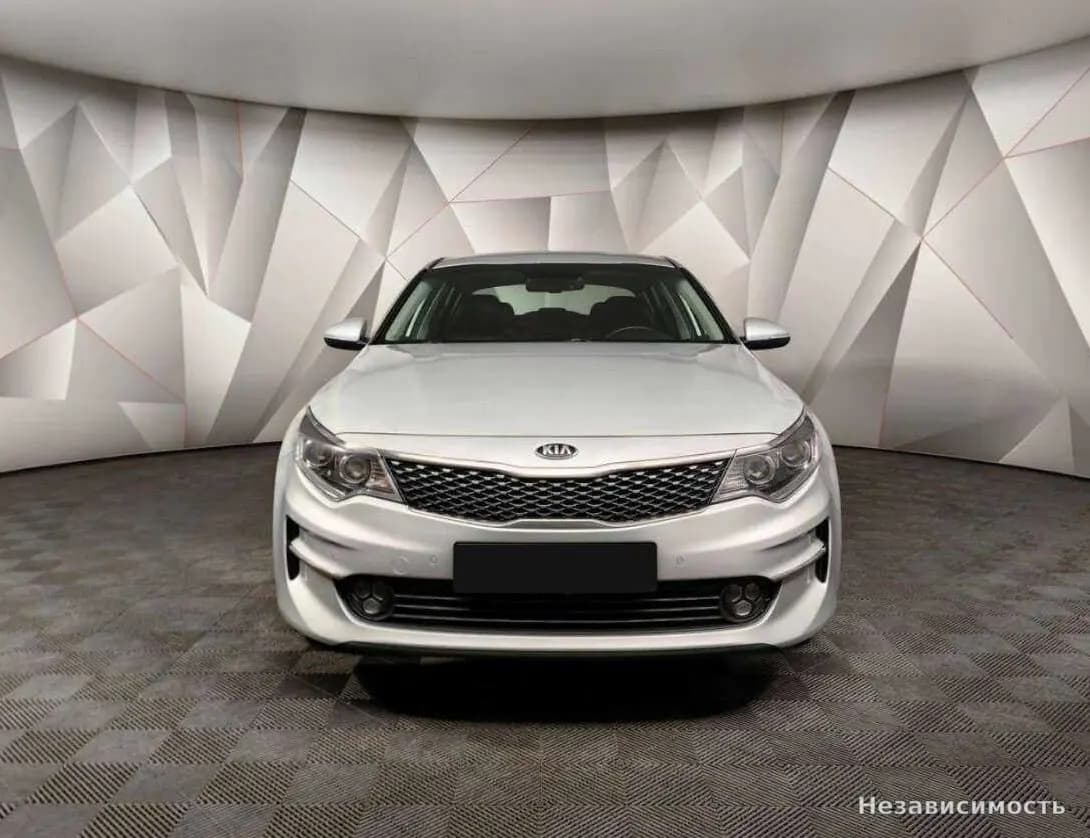 KIA Optima 2017 с пробегом — фото 7