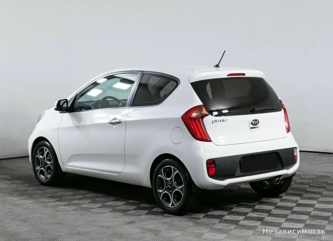 KIA Picanto 2012 с пробегом — фото 6