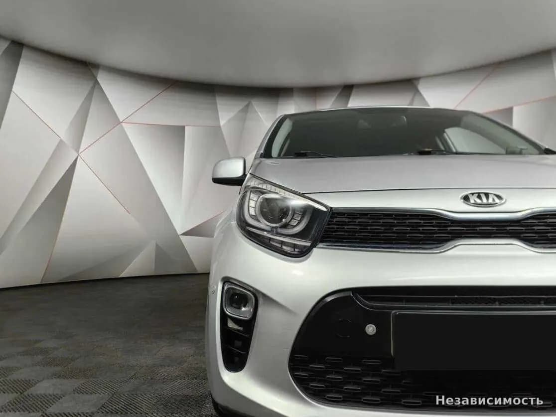 KIA Picanto 2017 с пробегом — фото 10