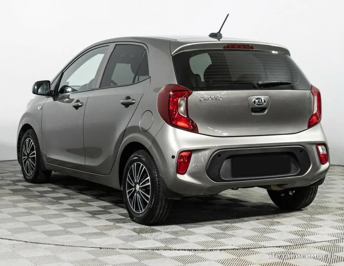 KIA Picanto 2018 с пробегом — фото 7