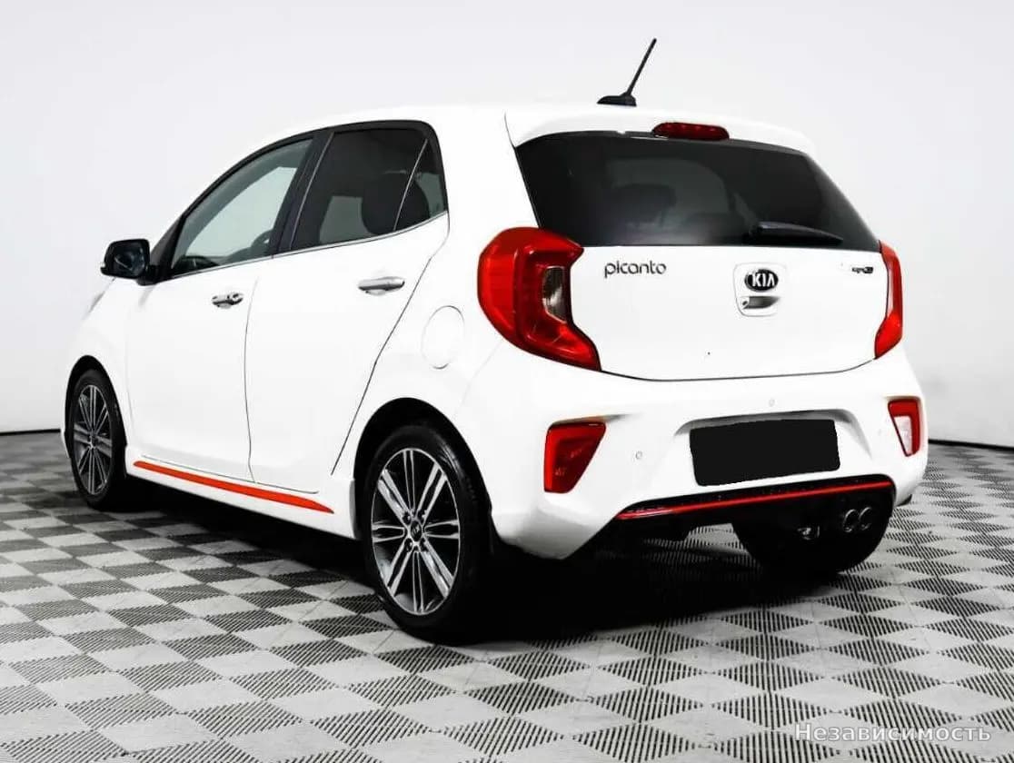 KIA Picanto 2017 с пробегом — фото 7