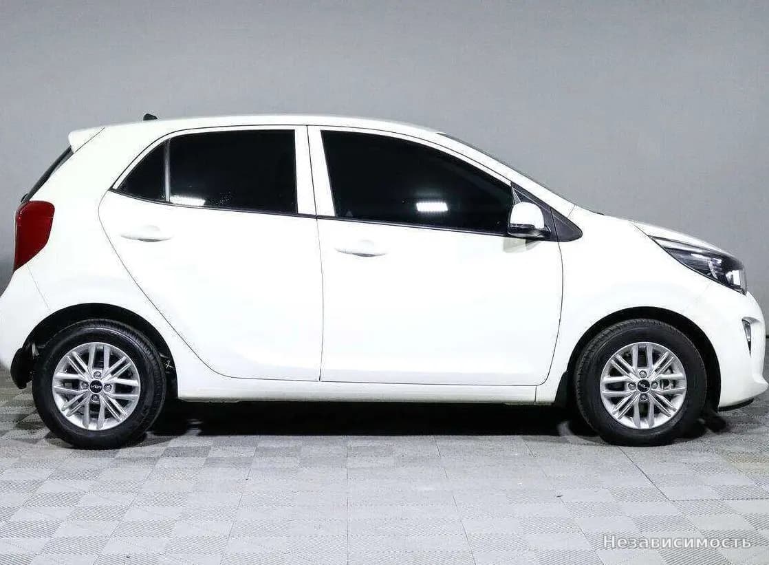 KIA Picanto 2023 с пробегом — фото 4