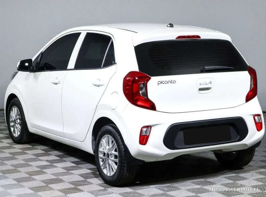 KIA Picanto 2023 с пробегом — фото 7