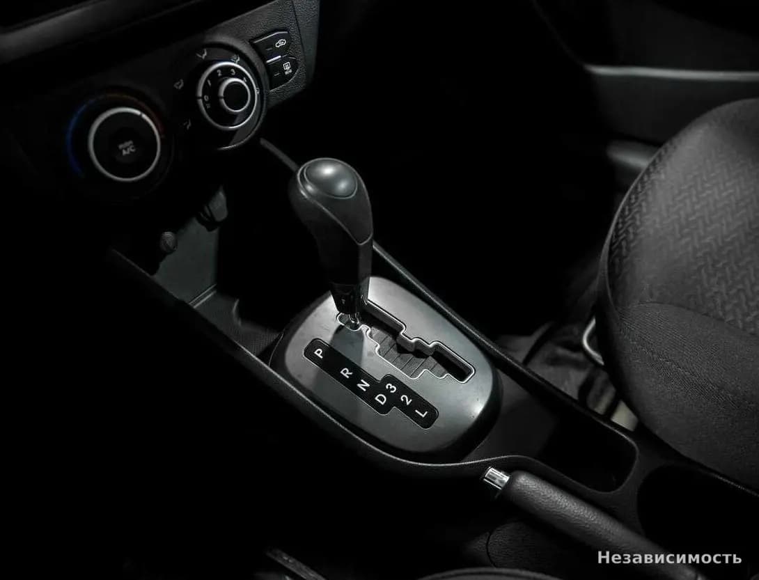 KIA Rio 2012 с пробегом — фото 10