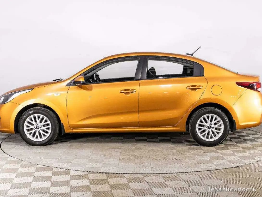 KIA Rio 2017 с пробегом — фото 8