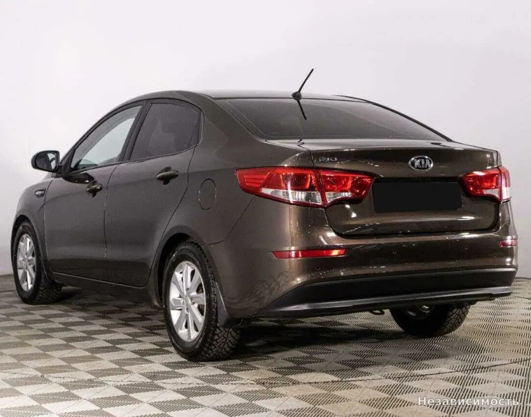 KIA Rio 2016 с пробегом — фото 7