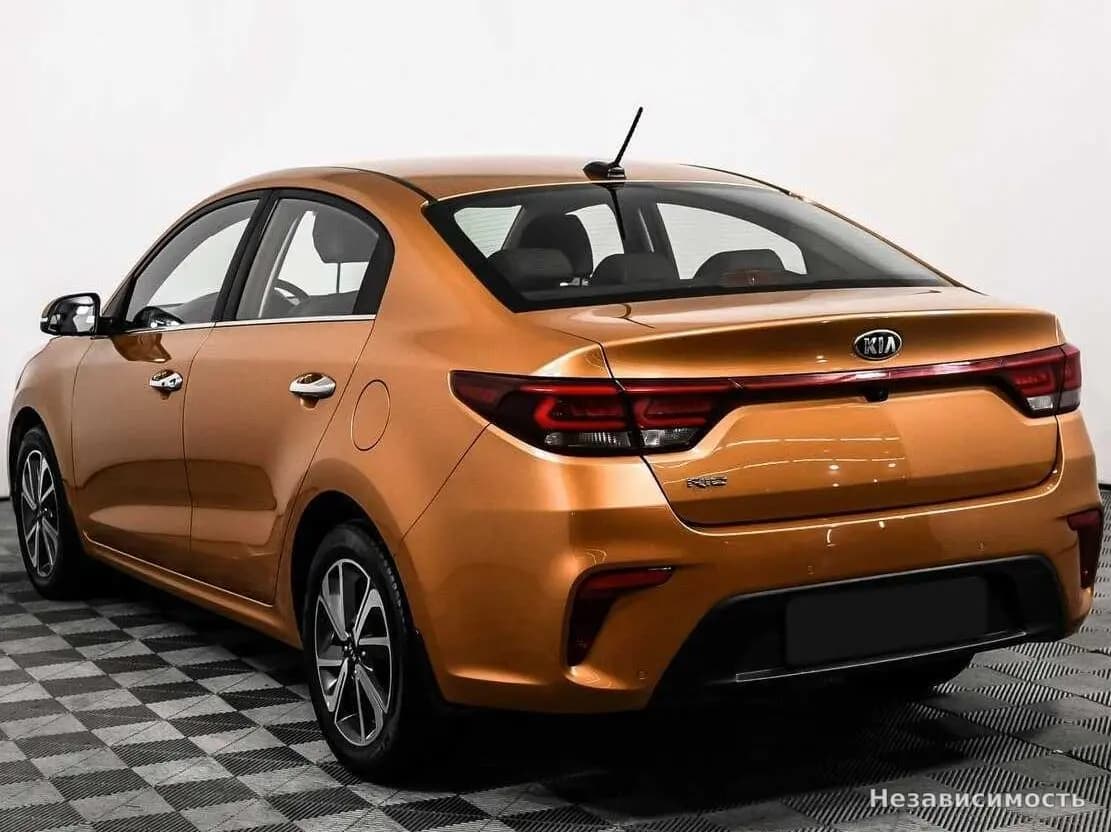 KIA Rio 2018 с пробегом — фото 7