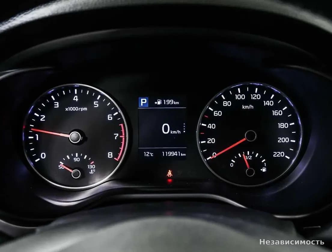 KIA Rio 2018 с пробегом — фото 10