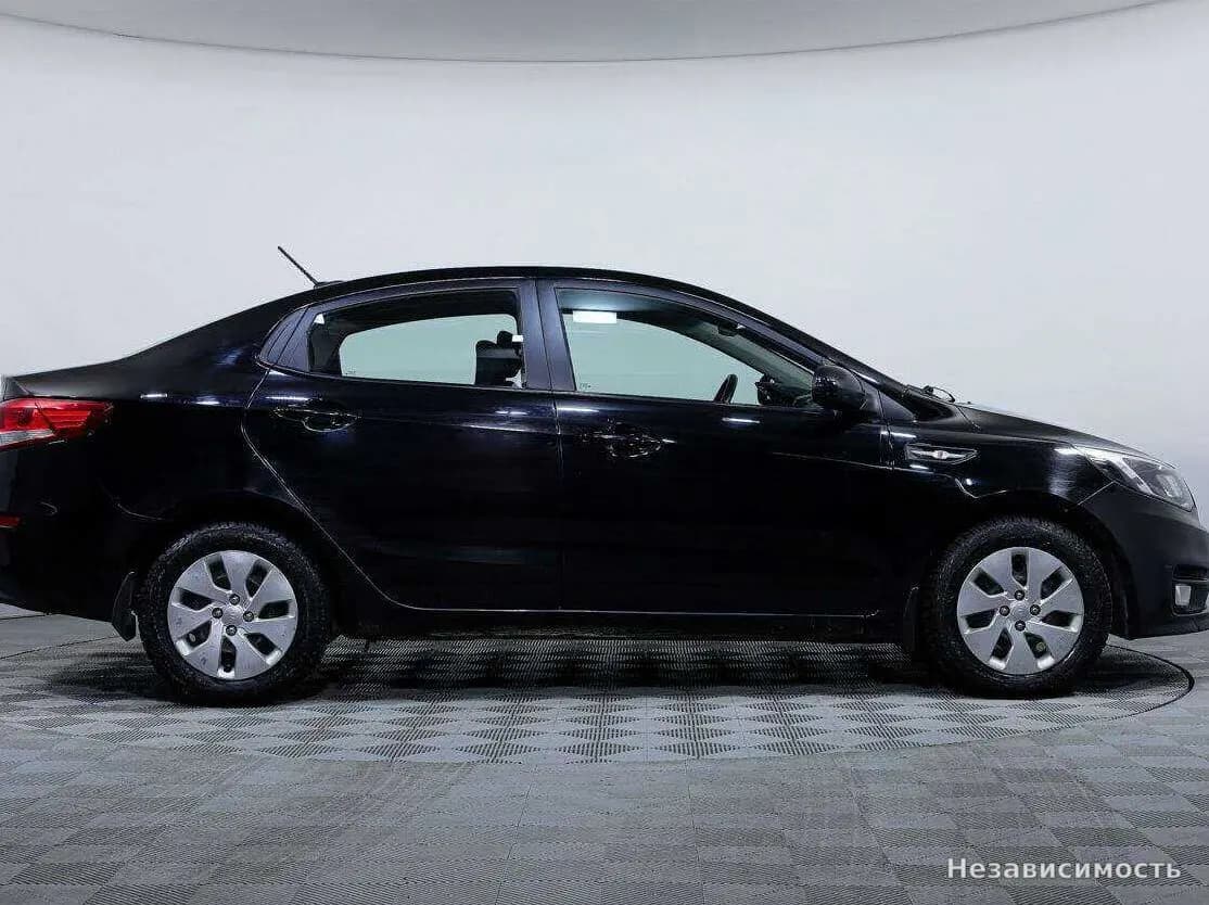 KIA Rio 2017 с пробегом — фото 4