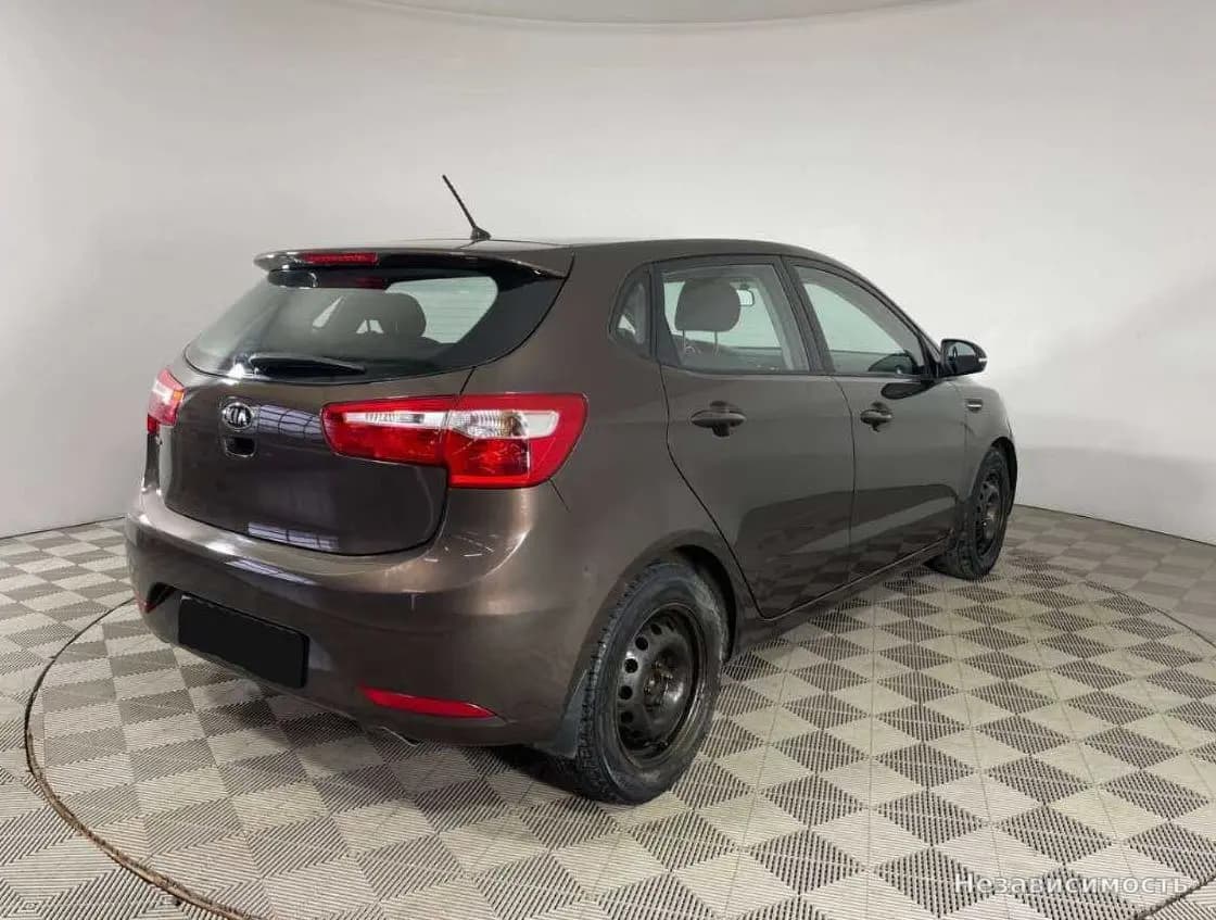 KIA Rio 2014 с пробегом — фото 4