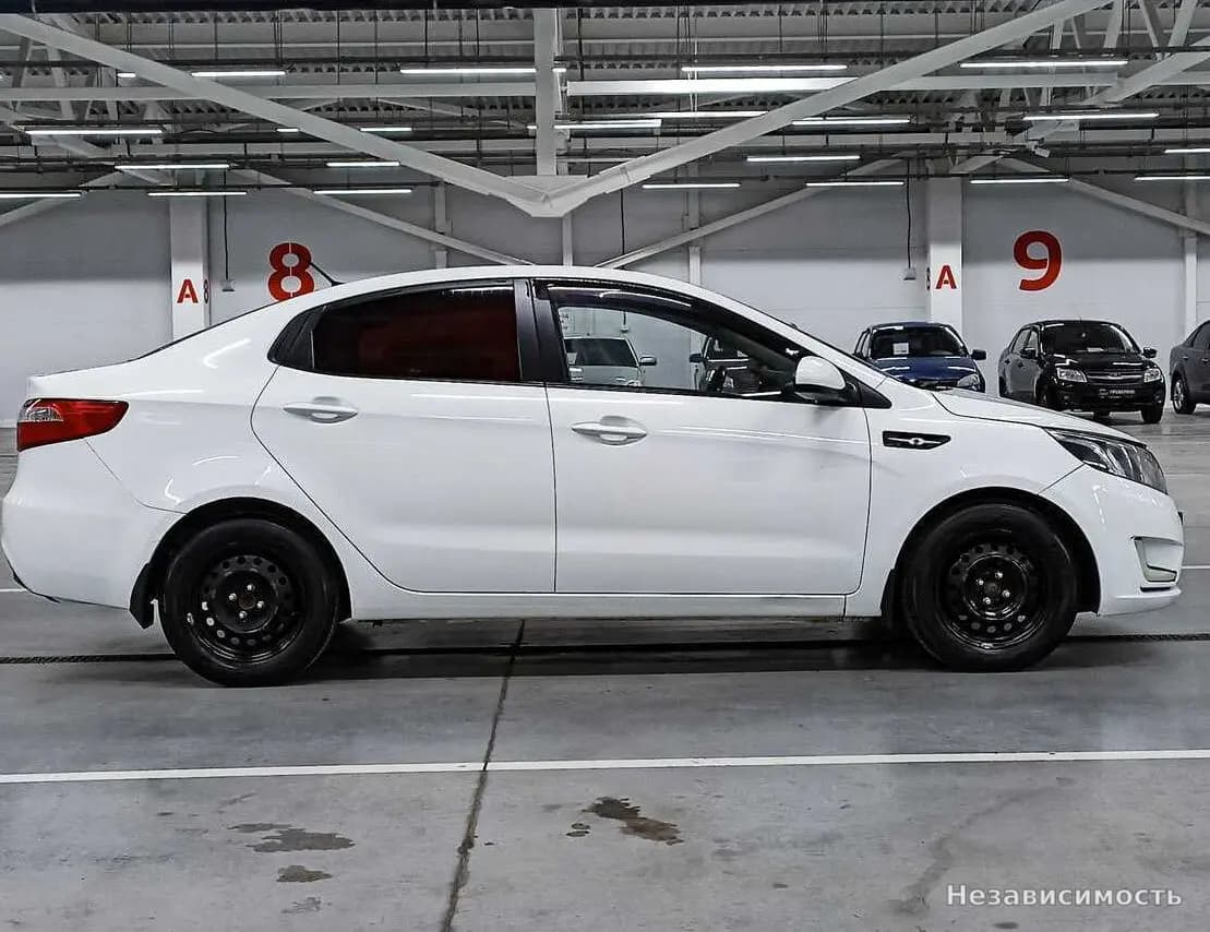 KIA Rio 2014 с пробегом — фото 4