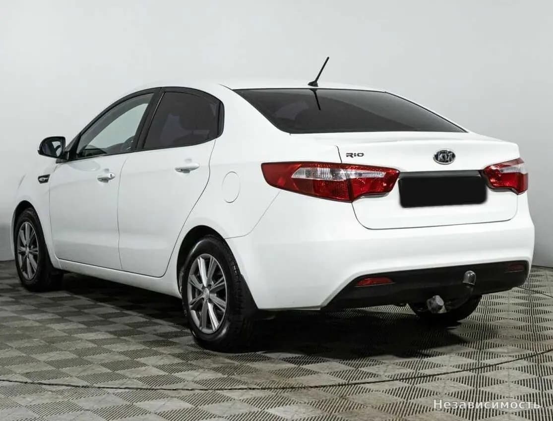 KIA Rio 2012 с пробегом — фото 7