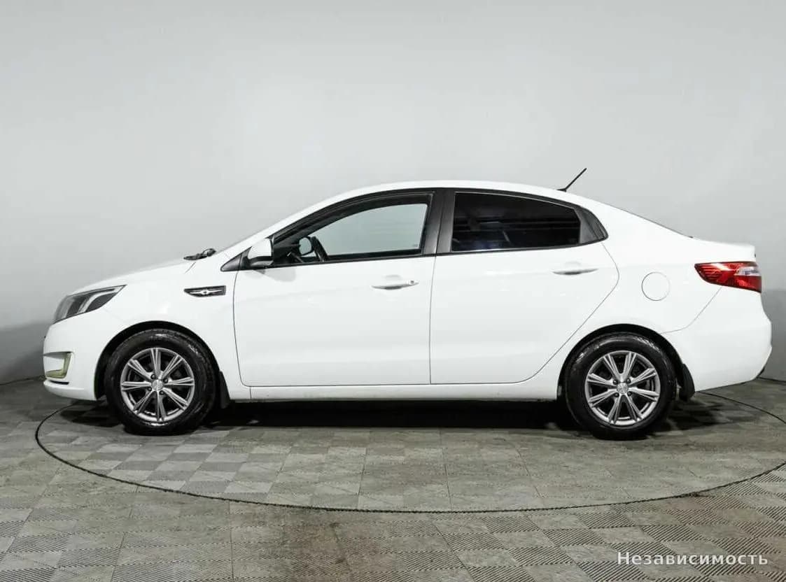 KIA Rio 2012 с пробегом — фото 8
