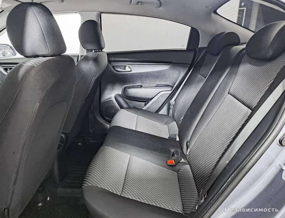 KIA Rio 2018 с пробегом — фото 8