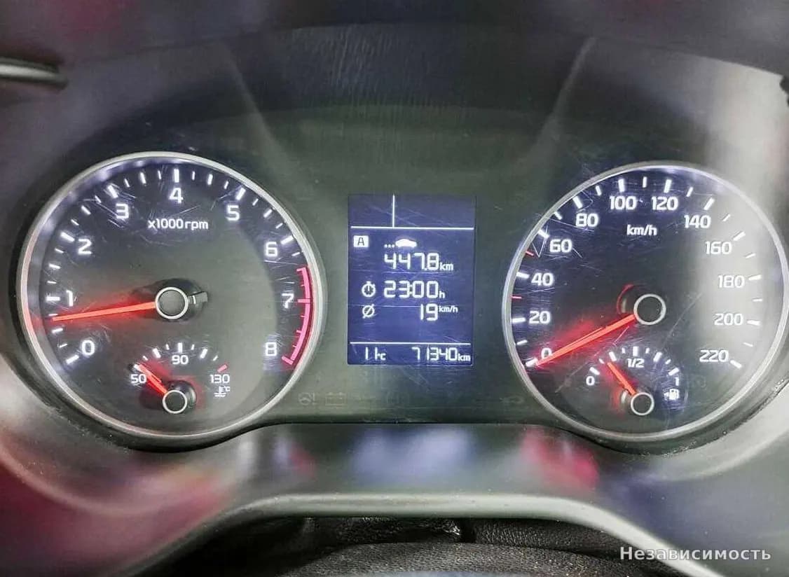 KIA Rio 2018 с пробегом — фото 9
