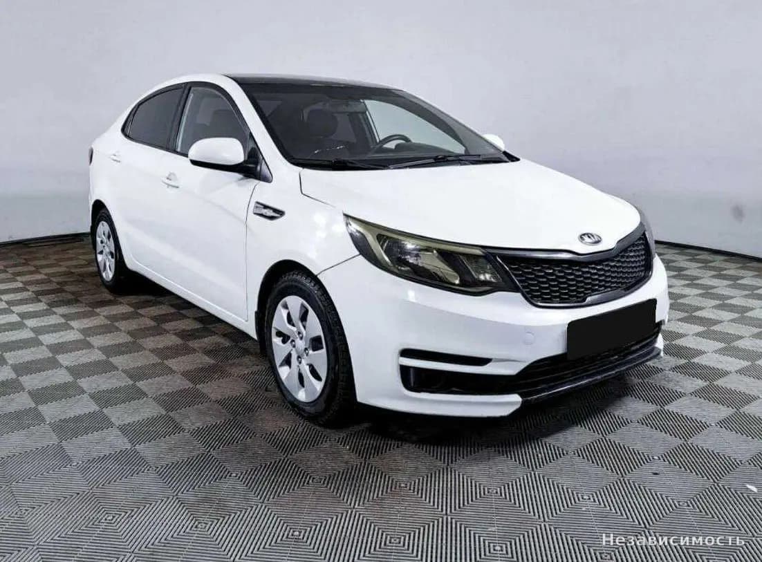 KIA Rio 2015 с пробегом — фото 3