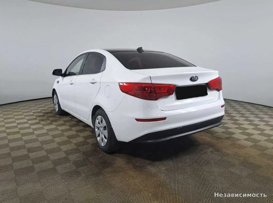 KIA Rio 2015 с пробегом — фото 7