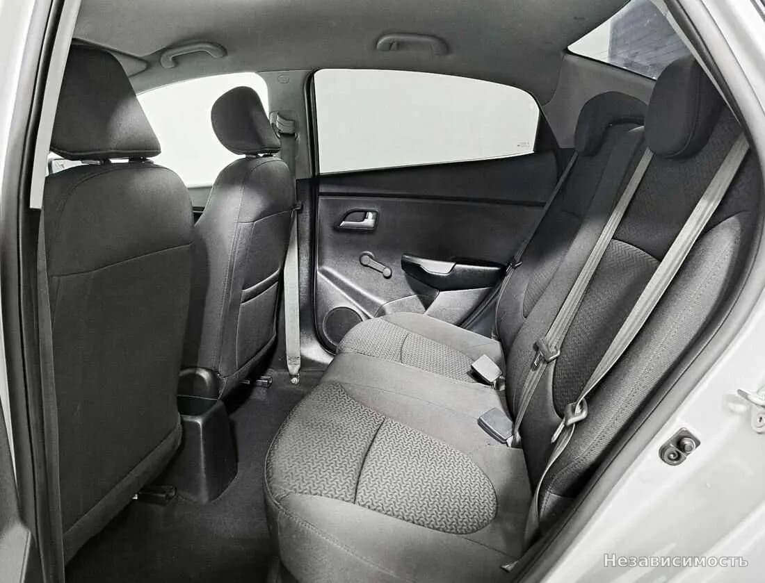KIA Rio 2017 с пробегом — фото 8